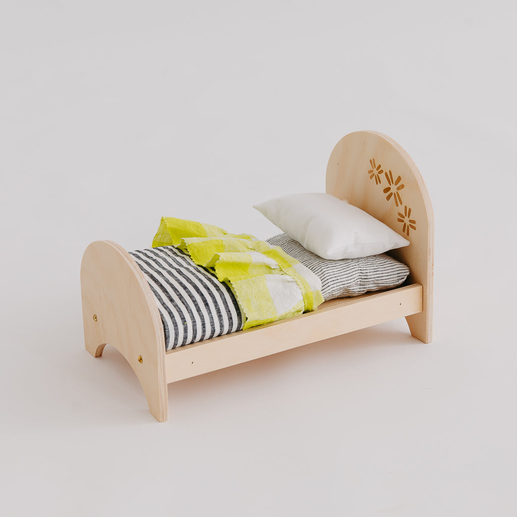 Flower Dolls Bed
