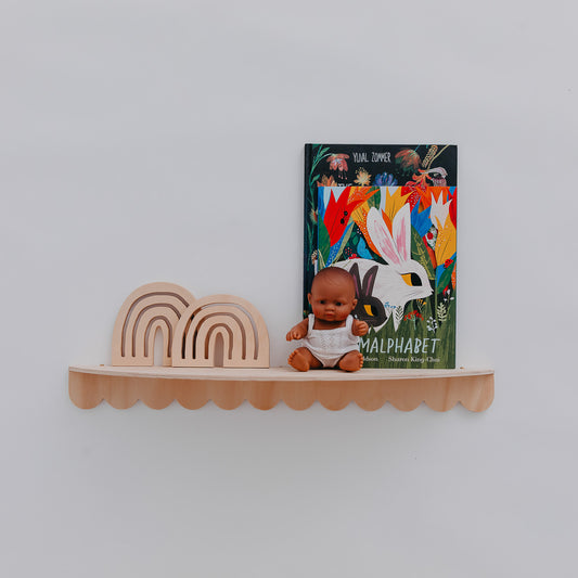 Scalloped Willow Shelves