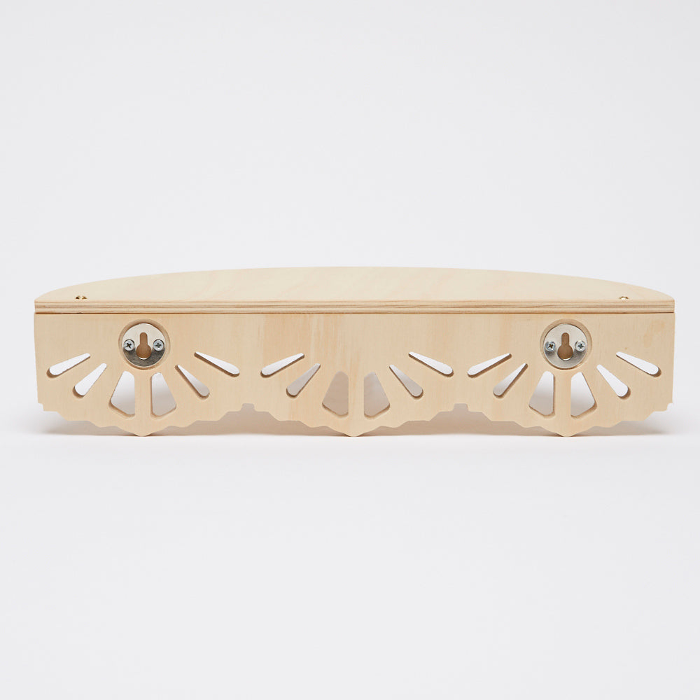 Scalloped Lacey Shelves