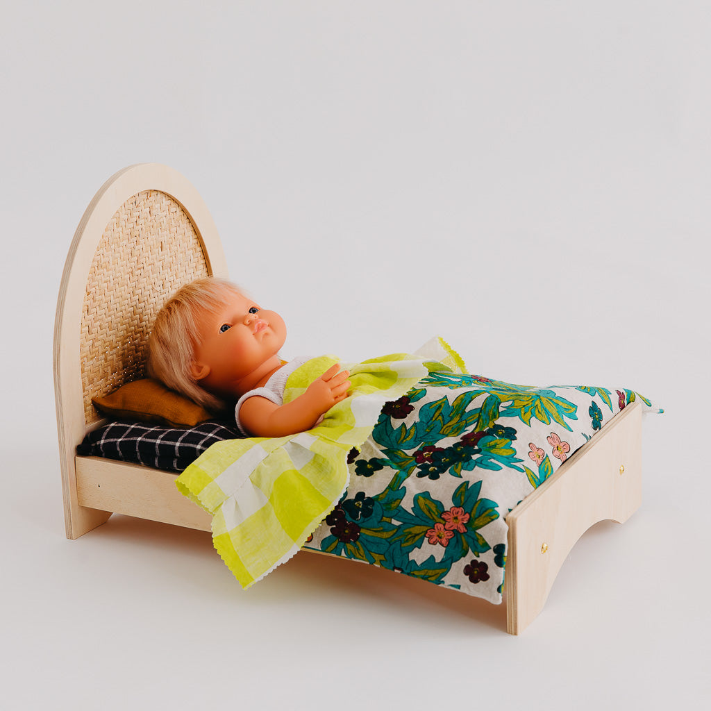 Woven Dolls Bed